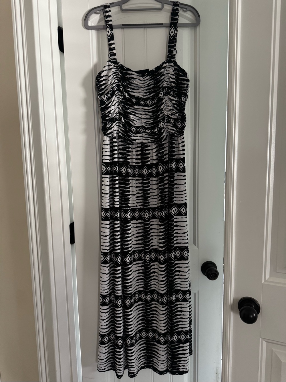 Lane Bryant 14/16 Black White Ruched Bust Maxi Dress Adjustable Straps